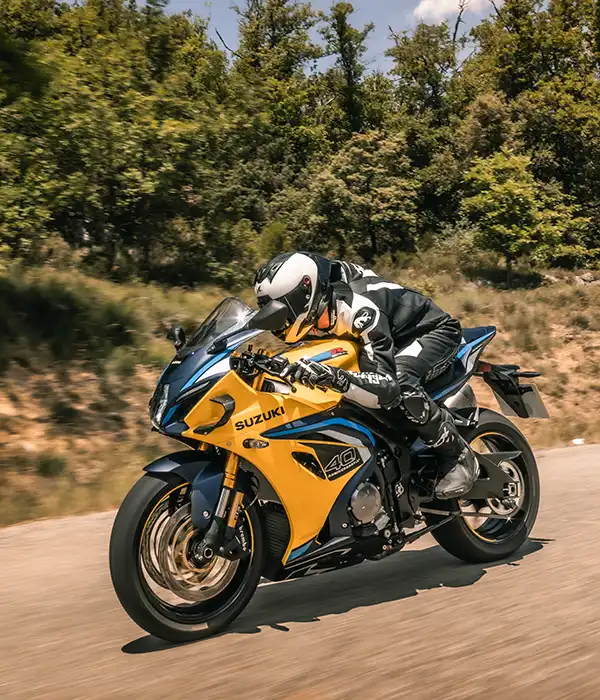 Suzuki GSX-R1000R v žltej farbe